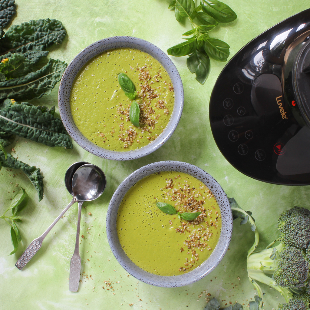 Vital greens, blender jug broccoli & kale soup