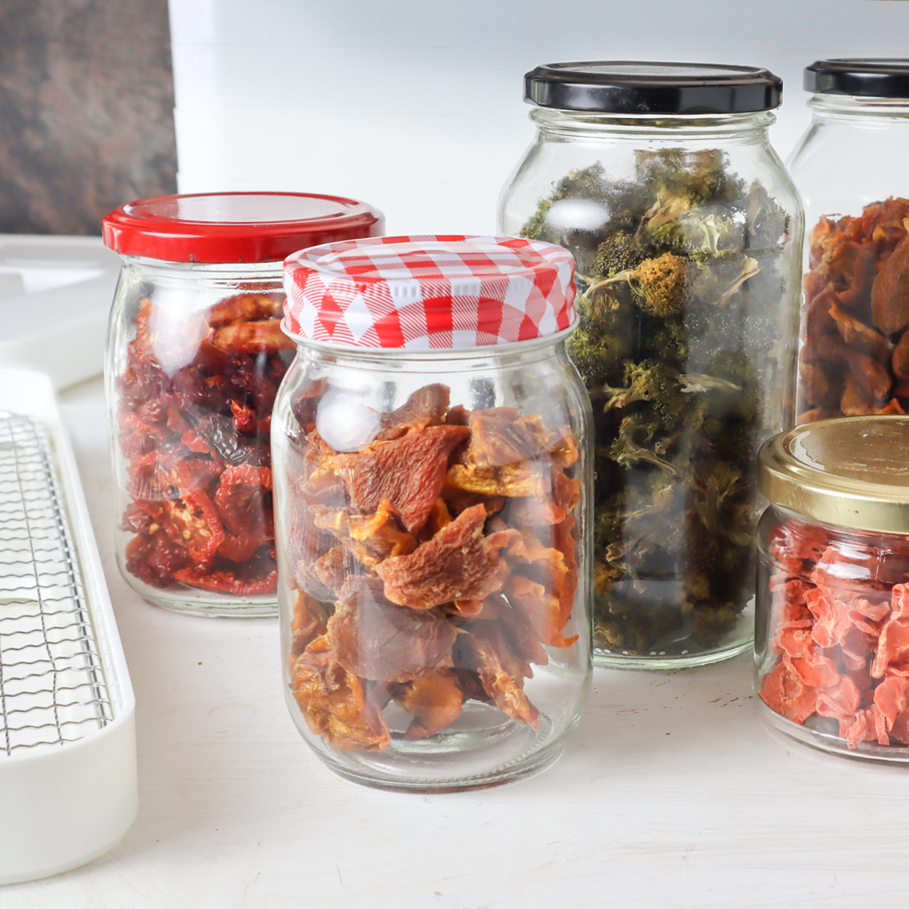 How to condition dehydrated food before storing