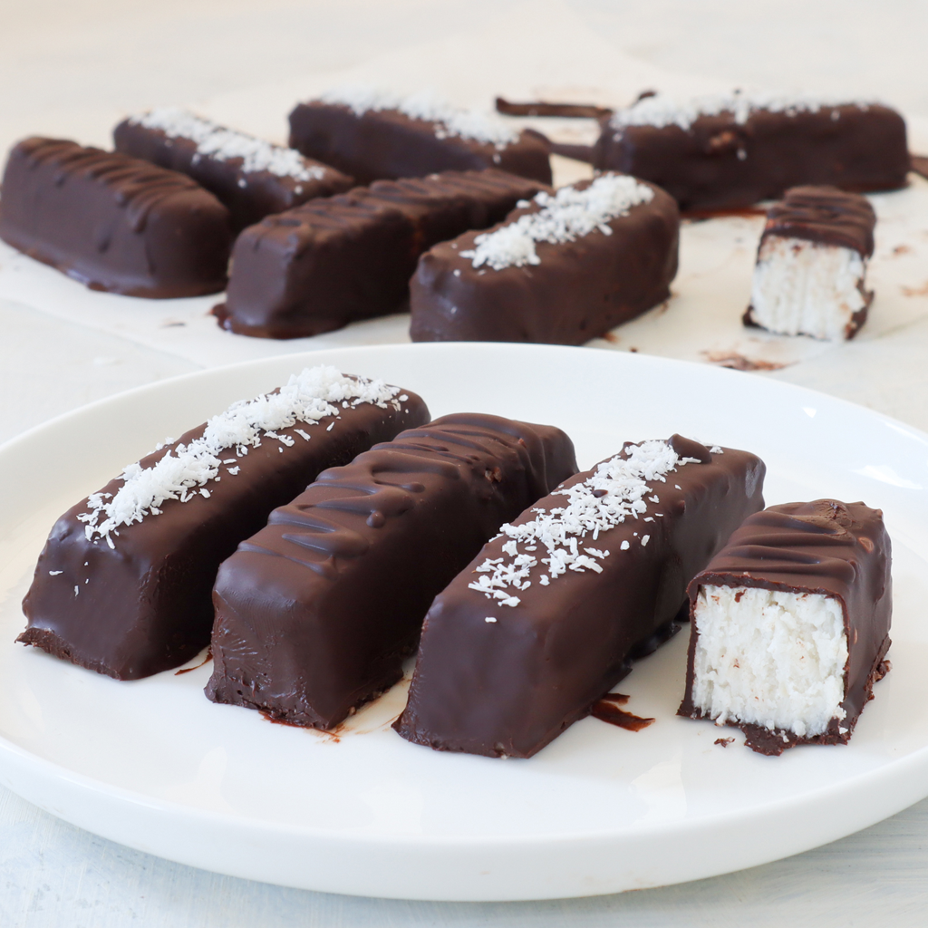Homemade Bounty bars (Mound Bars)