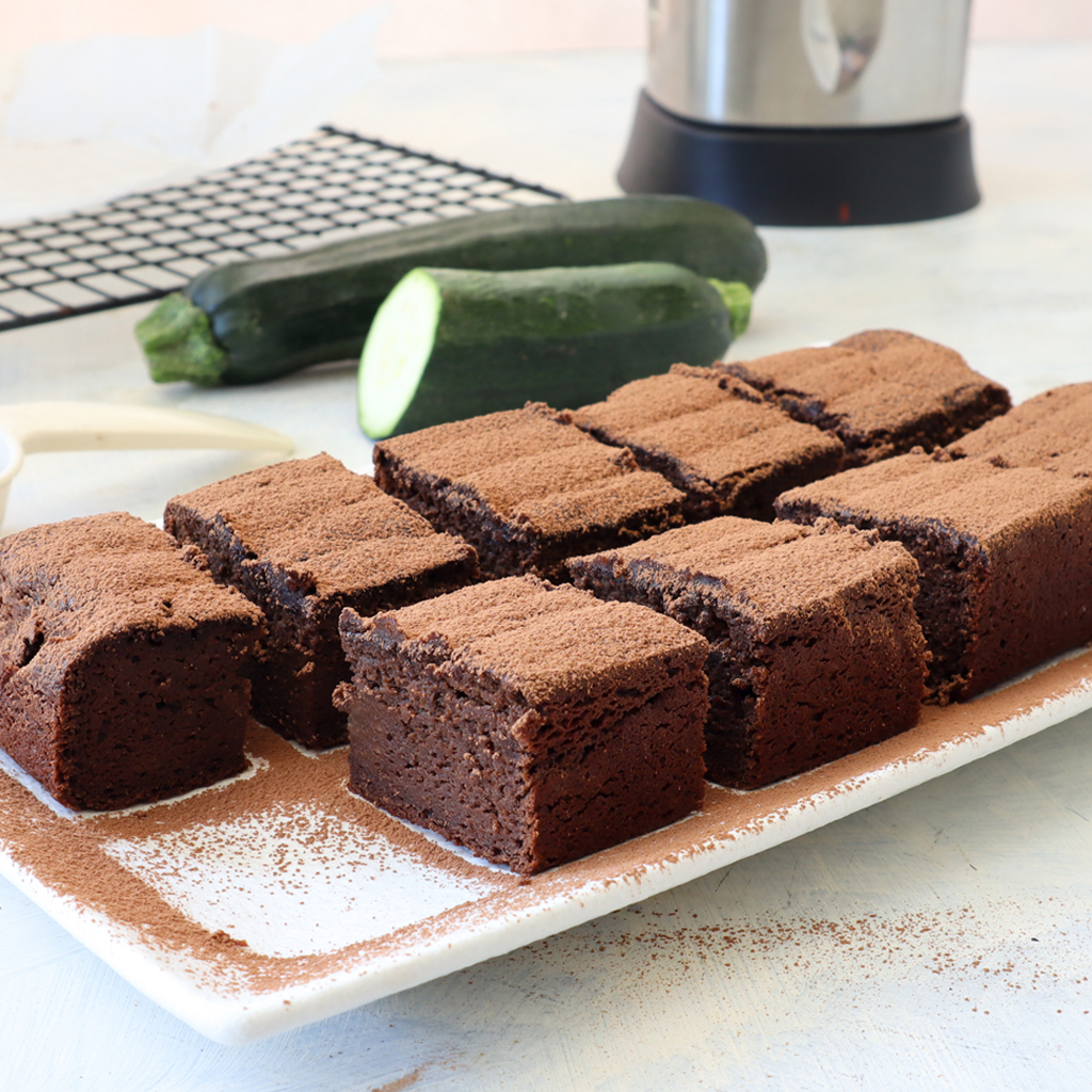 Paleo chocolate and zucchini blender brownie