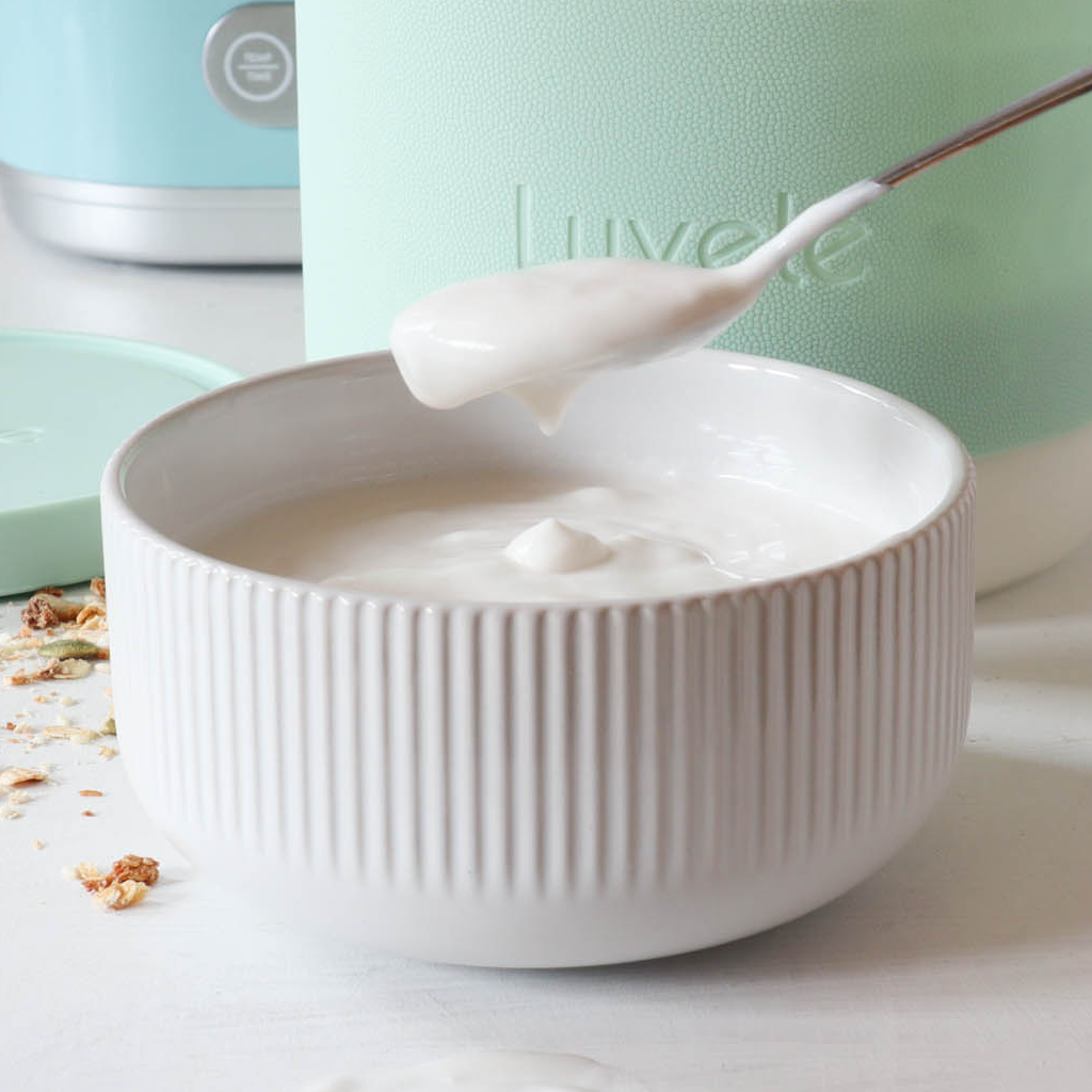 Coconut yoghurt thickened with tapioca